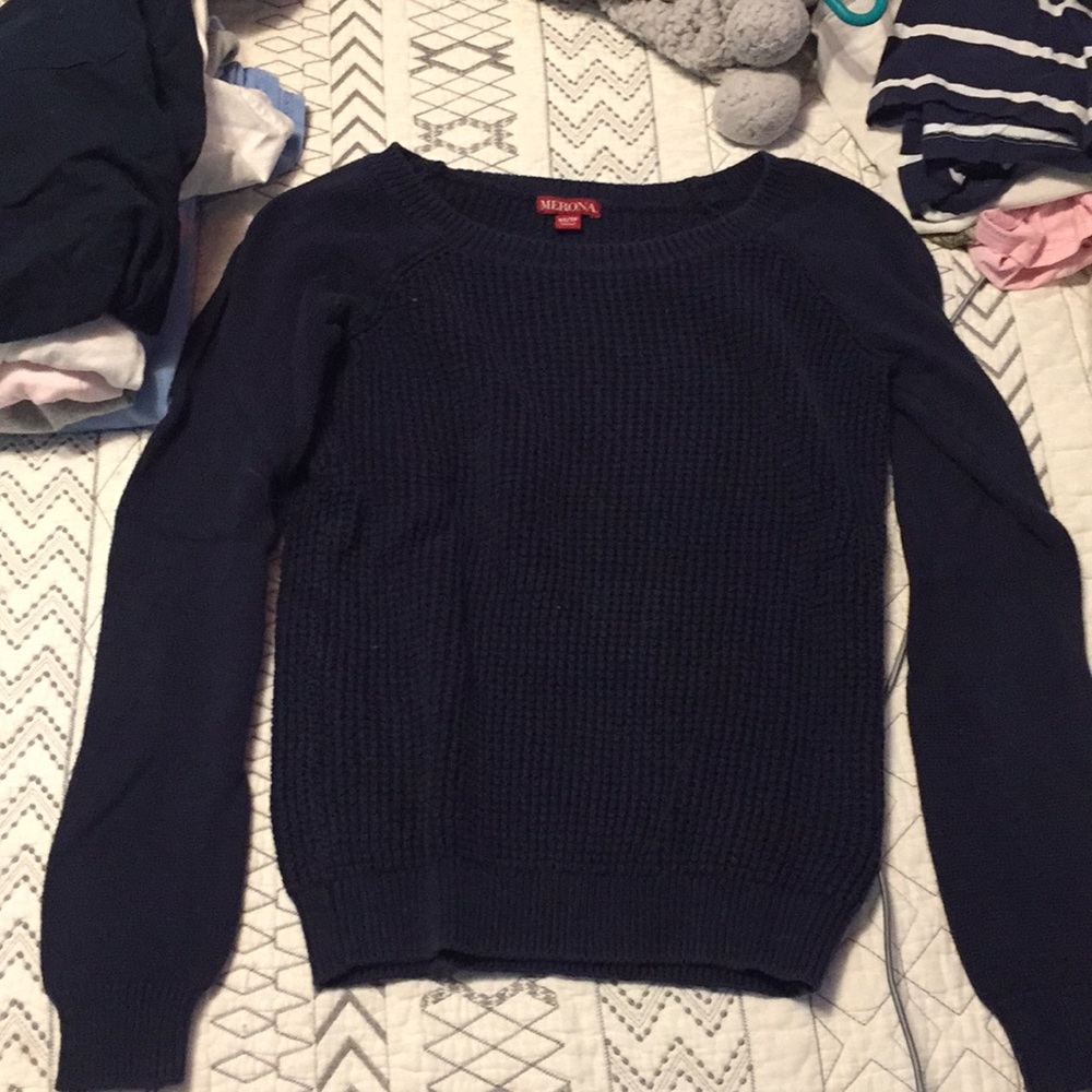 h & m navy blue sweater.